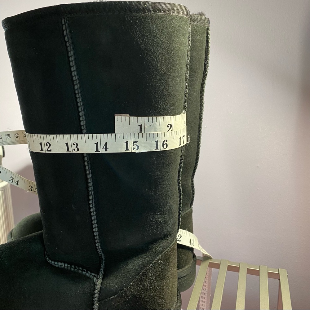 Authentic Shearling Boots - Picture 9 of 11